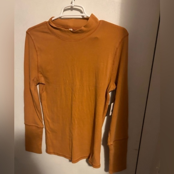 Free people long sleeve top - Picture 1 of 3